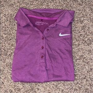 Women’s Nike golf shirt